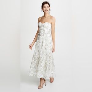 Marchesa Notte, Size 6
3D Embroidered Strapless Gown